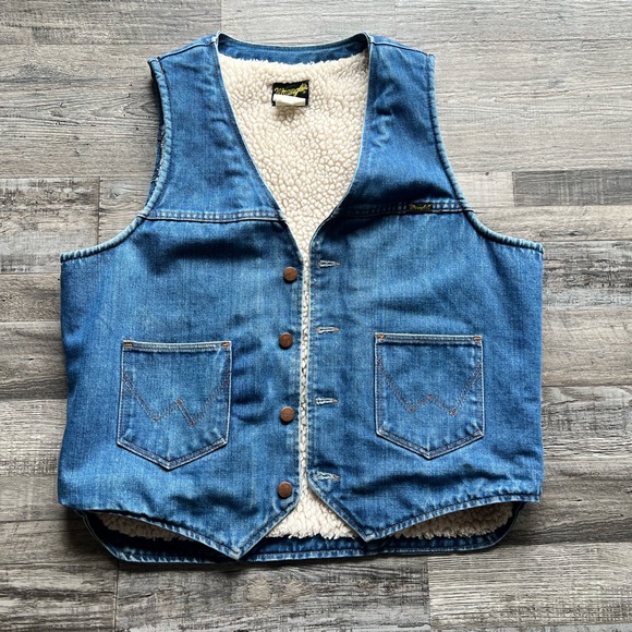 Wrangler Blue Denim Vest with White Lining - Picture 1 of 4